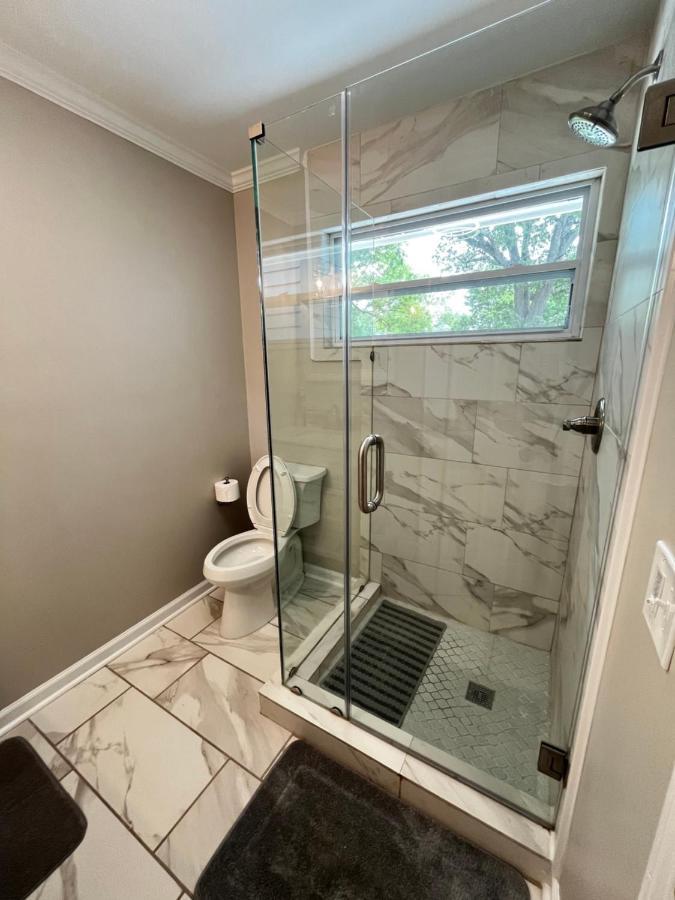 Atlanta Unit 2 Room 2 - Peaceful Weekend Getaway Private Bedroom & Bathroom Esterno foto